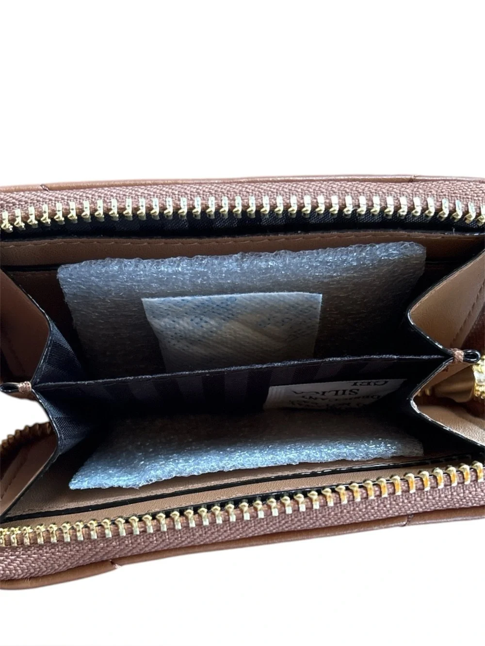 Victoria’s Secret Quilted Zip-Around Wallet - Picture 6 of 7
